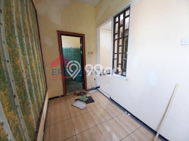 For Sale Rumah 2 Kamar Lokasi Strategis Bagus dan Strategis di Junrejo For Sale Rumah 2 Kamar Lokasi Strategis Bagus dan Strategis di Junrejo