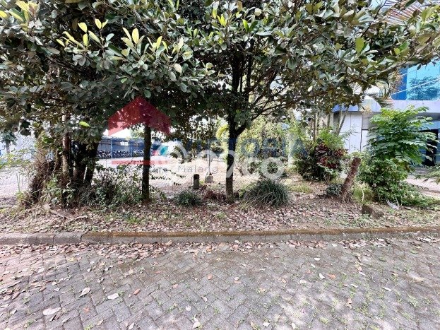 Komersial Dijual di Pakisaji Malang dengan LB 1730m2 Komersial Dijual di Pakisaji Malang dengan LB 1730m2