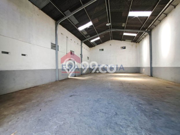 Gudang Dijual di Sukun Malang dengan LB 400m2 Gudang Dijual di Sukun Malang dengan LB 400m2