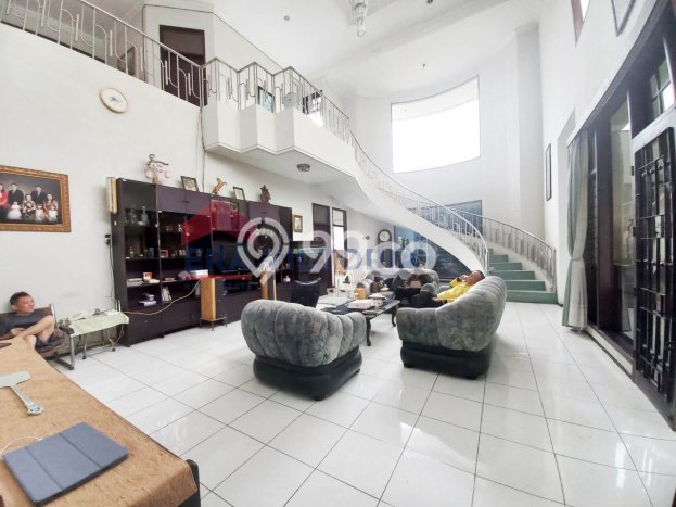 Jual Rumah Luas Megah Dengan View Cantik di Malang Kota, Malang Jual Rumah Luas Megah Dengan View Cantik di Malang Kota, Malang
