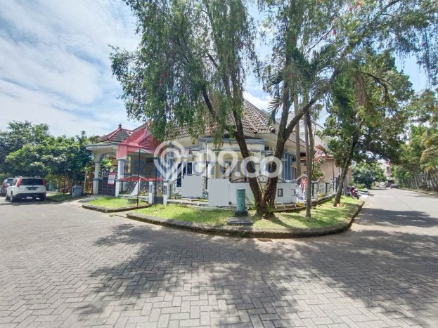 Dijual Rumah Premium dengan Fasilitas Sekitar Komplit di Lowokwaru, Malang Dijual Rumah Premium dengan Fasilitas Sekitar Komplit di Lowokwaru, Malang