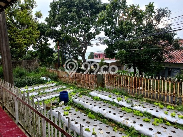 SPECIAL OFFER! Rumah Asri area Cisarua, Luas 1700m² LB 280m² SPECIAL OFFER! Rumah Asri area Cisarua, Luas 1700m² LB 280m²