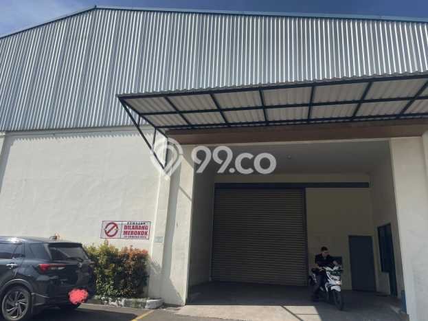 Gudang Kawasan Katapang, Luas 1836m², For Rent, Pusat Komersial, Ready Usaha Gudang Kawasan Katapang, Luas 1836m², For Rent, Pusat Komersial, Ready Usaha