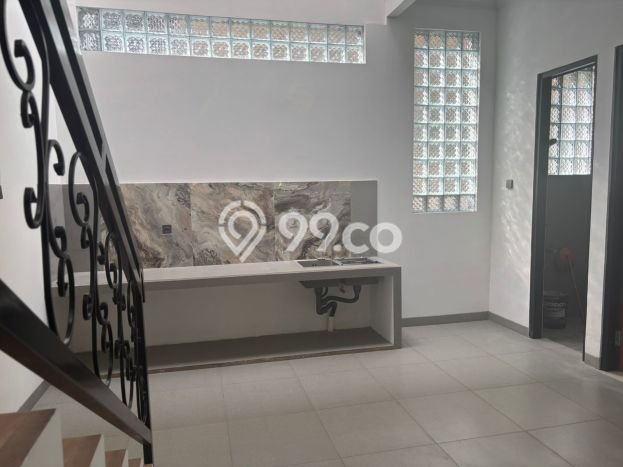 Rumah area Turangga, Dekat Tol, 6 KT, LT 130m² LB 210m² Rumah area Turangga, Dekat Tol, 6 KT, LT 130m² LB 210m²