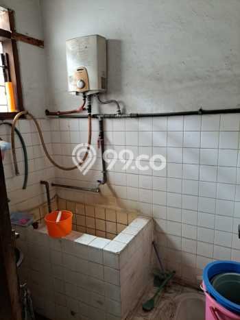 Dijual Komersial Area Komersial di Astanaanyar, Luas 160m², Jalan Raya Dijual Komersial Area Komersial di Astanaanyar, Luas 160m², Jalan Raya