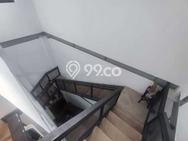KAWASAN PREMIUM! Komersial Kawasan Gatot Subroto, Luas 1621m², Akses Utama KAWASAN PREMIUM! Komersial Kawasan Gatot Subroto, Luas 1621m², Akses Utama