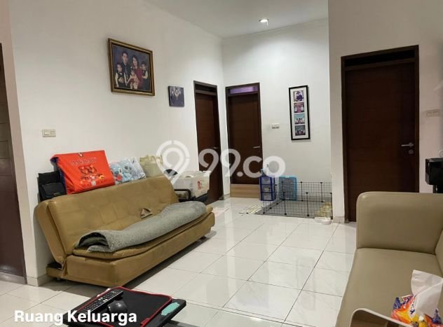 Rumah Luas Asri 3 KT Siap Pakai di Taman Holis Indah Bandung Rumah Luas Asri 3 KT Siap Pakai di Taman Holis Indah Bandung