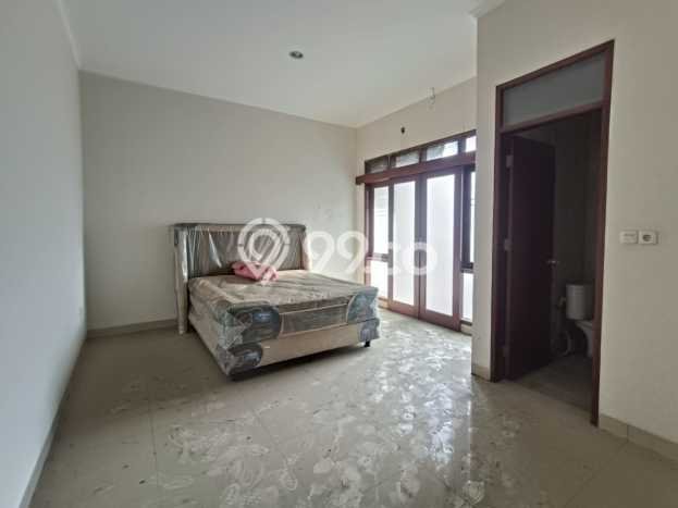 Rumah Minimalis 3 KT di Otista Bandung Semi Furnished Rumah Minimalis 3 KT di Otista Bandung Semi Furnished