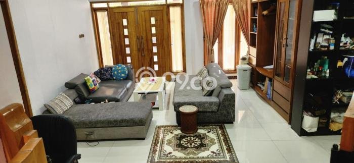 Jual Rumah Strategis Bagus Punya 2 KT di Antapani Bandung SHM Jual Rumah Strategis Bagus Punya 2 KT di Antapani Bandung SHM