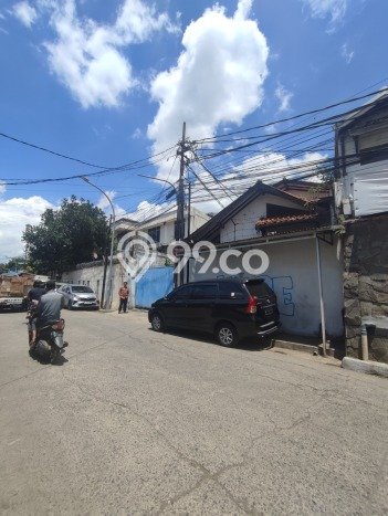 Lokasi Strategis! Dijual Gudang Bisnis di Babakan Ciparay, Bandung Kondisi Bagus Lokasi Strategis! Dijual Gudang Bisnis di Babakan Ciparay, Bandung Kondisi Bagus
