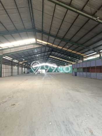 Unit Gudang Disewakan di Soekarno Hatta di Area Ramai & Strategis Unit Gudang Disewakan di Soekarno Hatta di Area Ramai & Strategis
