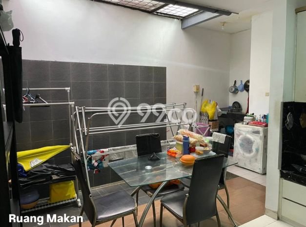 Rumah Luas Asri 3 KT Siap Pakai di Taman Holis Indah Bandung Rumah Luas Asri 3 KT Siap Pakai di Taman Holis Indah Bandung
