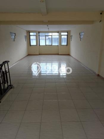 LOKASI STRATEGIS! Ruko di Kebonjati, Luas 188m², Jalan Strategis LOKASI STRATEGIS! Ruko di Kebonjati, Luas 188m², Jalan Strategis