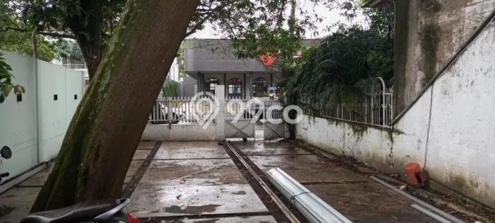 Komersial Bagus Dijual LB 54m2 Lokasi Strategis Bandung Area Cocok untuk Berbisnis Komersial Bagus Dijual LB 54m2 Lokasi Strategis Bandung Area Cocok untuk Berbisnis