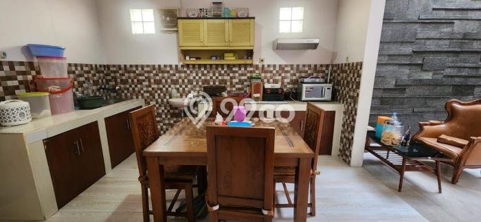 Jual Rumah Strategis Bagus Punya 2 KT di Antapani Bandung SHM Jual Rumah Strategis Bagus Punya 2 KT di Antapani Bandung SHM