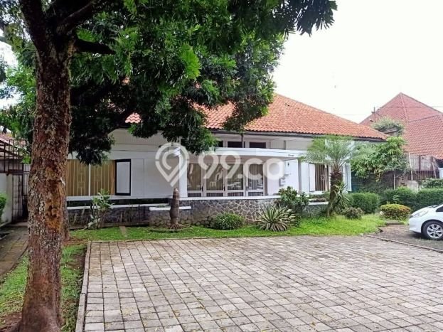 Komersial Strategis Kawasan Riau, Luas 300m², Area Niaga Komersial Strategis Kawasan Riau, Luas 300m², Area Niaga