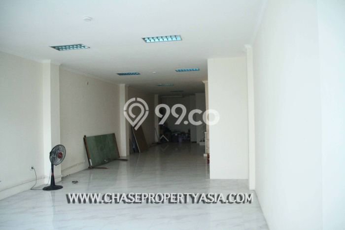 Ruko Disewa di Mampang Prapatan, Jakarta Selatan, LT 170m2 / LB 85m2 Ruko Disewa di Mampang Prapatan, Jakarta Selatan, LT 170m2 / LB 85m2