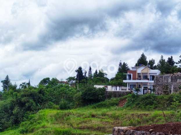 Tanah di Cisarua, Luas 400m2m², Akses Strategis, Area Prospektif Tanah di Cisarua, Luas 400m2m², Akses Strategis, Area Prospektif