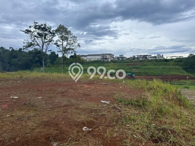 Tanah Komersial di Megamendung, Luas 300m2m², Pinggir Jalan Tanah Komersial di Megamendung, Luas 300m2m², Pinggir Jalan