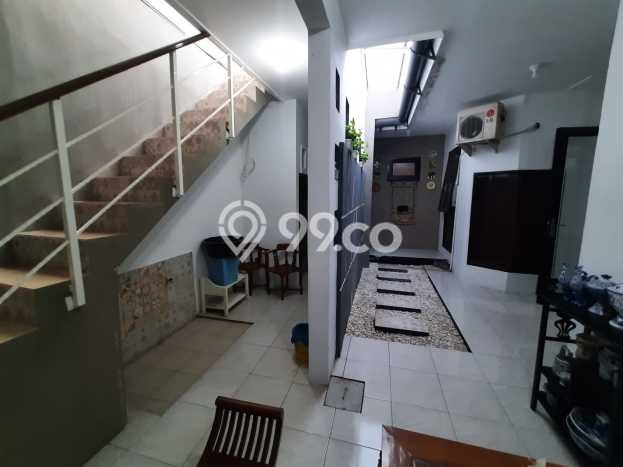 Rumah Elit LB 120m2 Siap Pakai Desain Elegan di Meruya, Jakarta Barat Rumah Elit LB 120m2 Siap Pakai Desain Elegan di Meruya, Jakarta Barat