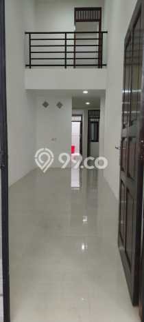Dijual Hunian Rumah Terawat 3 Kamar di Jelambar, Jakarta Barat Dijual Hunian Rumah Terawat 3 Kamar di Jelambar, Jakarta Barat