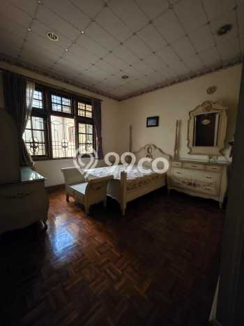 Rumah Luxury Modern Siap Huni di Tomang Jakarta Barat Rumah Luxury Modern Siap Huni di Tomang Jakarta Barat
