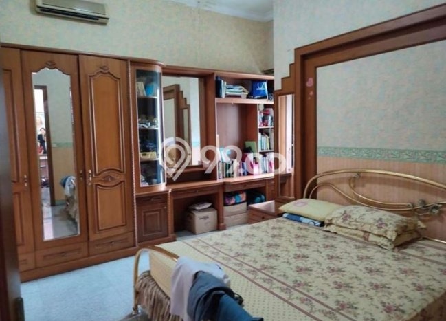 Rumah Luxury Modern Tanpa Renovasi di Puri Indah Jakarta Barat Rumah Luxury Modern Tanpa Renovasi di Puri Indah Jakarta Barat