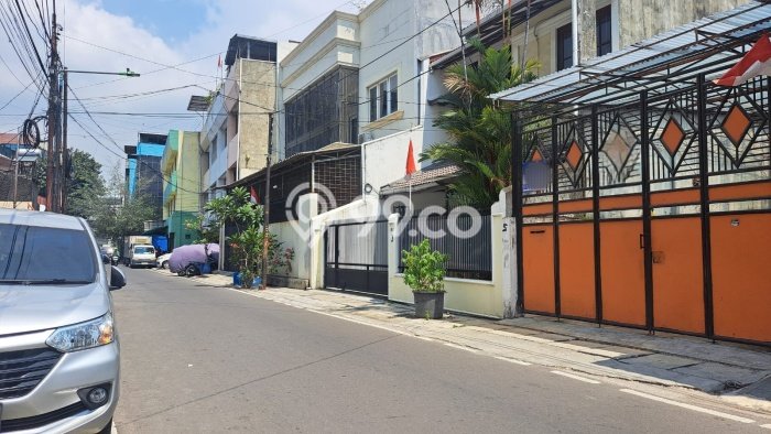 Ruko Bagus Dijual LB 200m2 Lokasi Strategis Jakarta Pusat Area Cocok untuk Bisnis Ruko Bagus Dijual LB 200m2 Lokasi Strategis Jakarta Pusat Area Cocok untuk Bisnis
