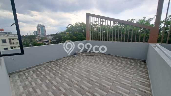 Ruko Bagus Dijual LB 120m2 Lokasi Strategis Jakarta Barat Area Cocok untuk Bisnis Ruko Bagus Dijual LB 120m2 Lokasi Strategis Jakarta Barat Area Cocok untuk Bisnis