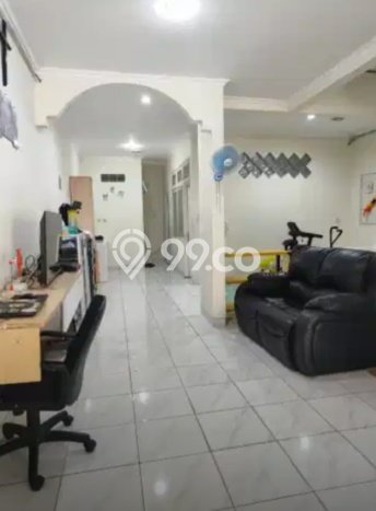 Rumah Luas Asri 3 KT Siap Pakai di Taman Surya Jakarta Barat Rumah Luas Asri 3 KT Siap Pakai di Taman Surya Jakarta Barat