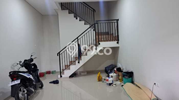 Paling Dicari! Ruko Dijual di Taman Ratu Harga Kompetitif Paling Dicari! Ruko Dijual di Taman Ratu Harga Kompetitif