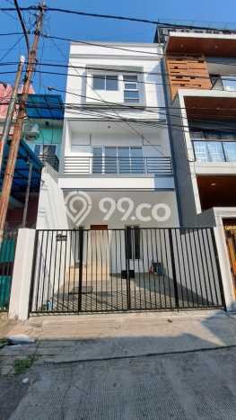 Rumah Modern 4 KT di Tomang Jakarta Barat Unfurnished Rumah Modern 4 KT di Tomang Jakarta Barat Unfurnished