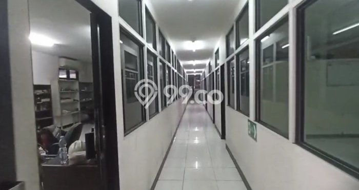 Gudang Dijual di Tangerang LT 5300m2 & LB 3432m2 Lokasi Terbaik! Gudang Dijual di Tangerang LT 5300m2 & LB 3432m2 Lokasi Terbaik!