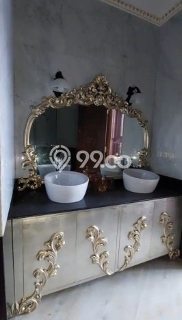 Hunian Apartemen High-Class untuk Dijual di Jakarta Barat dengan 3 BR & 2 Kamar Mandi Hunian Apartemen High-Class untuk Dijual di Jakarta Barat dengan 3 BR & 2 Kamar Mandi