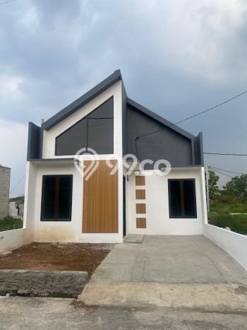 Jual Rumah Harga Miring Cipayung Punya 2 Kamar & LT 72m2 Jual Rumah Harga Miring Cipayung Punya 2 Kamar & LT 72m2