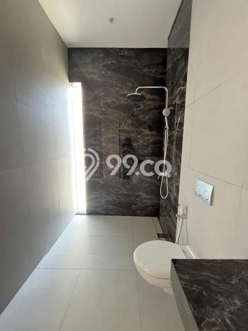Rumah Elit Modern Tanpa Renovasi di Setra Duta Bandung Rumah Elit Modern Tanpa Renovasi di Setra Duta Bandung