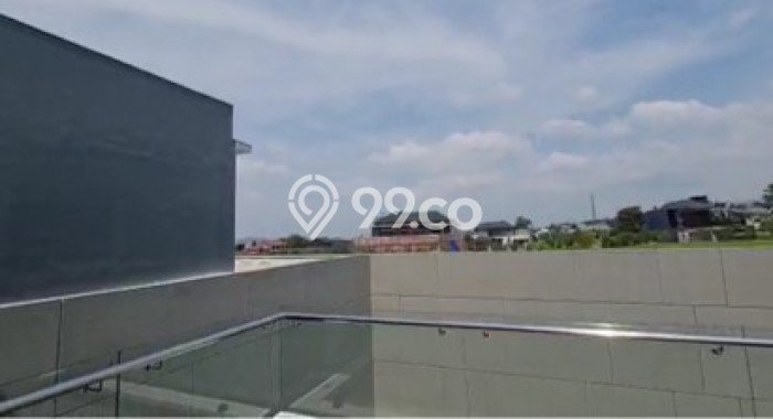 Rumah Elit LB 700m2 Siap Pakai Desain Elegan di Setra Duta, Bandung Rumah Elit LB 700m2 Siap Pakai Desain Elegan di Setra Duta, Bandung