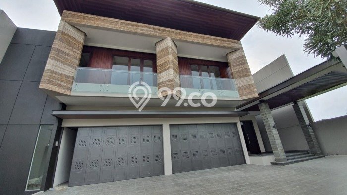 Rumah Elit LB 700m2 Siap Pakai Desain Elegan di Setra Duta, Bandung Rumah Elit LB 700m2 Siap Pakai Desain Elegan di Setra Duta, Bandung