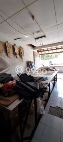 Rumah Modern 4 Kamar LT 153m2 di Taman Kopo Indah Rumah Modern 4 Kamar LT 153m2 di Taman Kopo Indah
