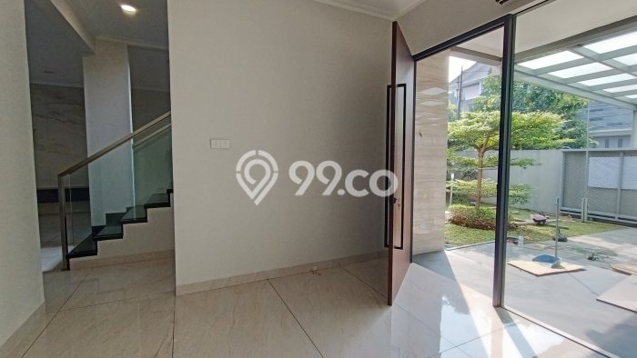 Rumah Eksklusif Siap Huni LT 375m2 di Batununggal, Bandung Rumah Eksklusif Siap Huni LT 375m2 di Batununggal, Bandung