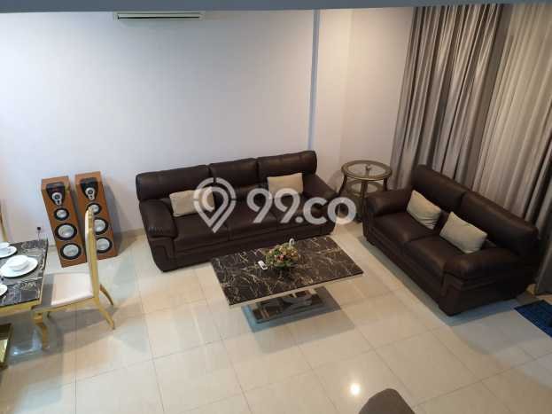 Jual Rumah Luas Megah Dengan View Cantik di Puri Mansion, Jakarta Barat Jual Rumah Luas Megah Dengan View Cantik di Puri Mansion, Jakarta Barat