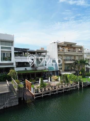 For Sale! Luxury House LT 425m2 Desain Modern di Pantai Indah Kapuk For Sale! Luxury House LT 425m2 Desain Modern di Pantai Indah Kapuk