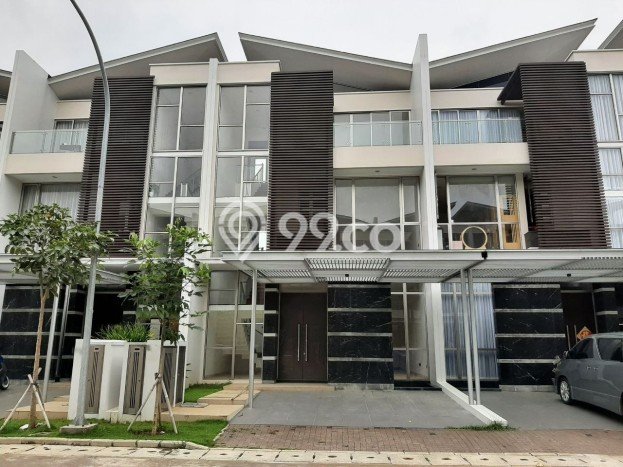 Hunian Elit LB 500m2 Siap Huni Desain Elegan di Pantai Indah Kapuk, Jakarta Utara Hunian Elit LB 500m2 Siap Huni Desain Elegan di Pantai Indah Kapuk, Jakarta Utara
