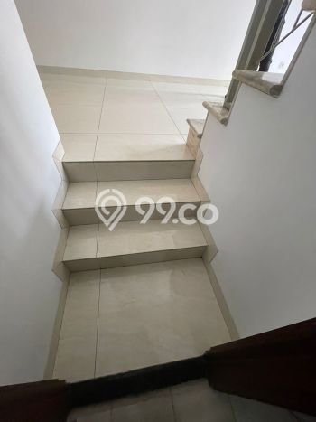 Sewa Rumah Murah di Pantai Indah Kapuk Jakarta Utara dengan 4 KT Sewa Rumah Murah di Pantai Indah Kapuk Jakarta Utara dengan 4 KT
