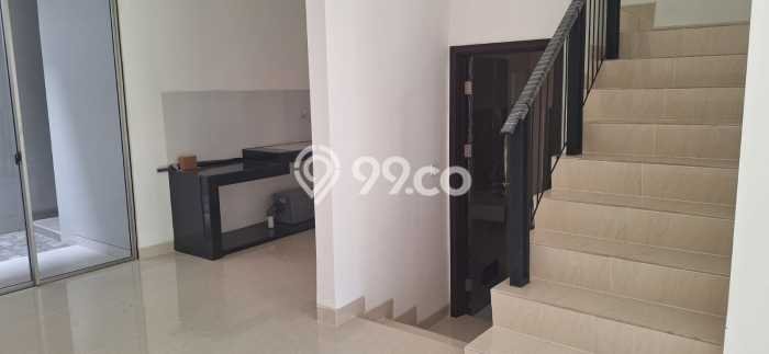 Disewakan! Rumah 3 Kamar Tidur &
3 Kamar Mandi di Golf Island, Jakarta Utara Disewakan! Rumah 3 Kamar Tidur &
3 Kamar Mandi di Golf Island, Jakarta Utara