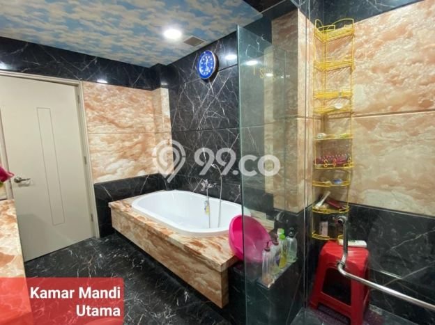 Hunian Apartemen Eksklusif untuk Dijual di Jakarta Utara dengan 3 BR & 2 Kamar Mandi Hunian Apartemen Eksklusif untuk Dijual di Jakarta Utara dengan 3 BR & 2 Kamar Mandi