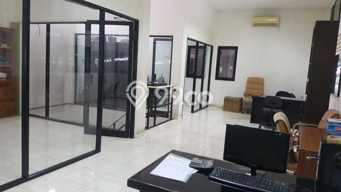 Dijual! Gudang di Daan Mogot Jakarta Barat LT 1635m2 / LB 1635m2 Kawasan Strategis Dijual! Gudang di Daan Mogot Jakarta Barat LT 1635m2 / LB 1635m2 Kawasan Strategis