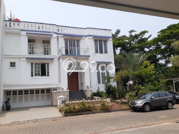 Rumah Luxury Modern Tanpa Renovasi di Pantai Indah Kapuk Jakarta Utara Rumah Luxury Modern Tanpa Renovasi di Pantai Indah Kapuk Jakarta Utara