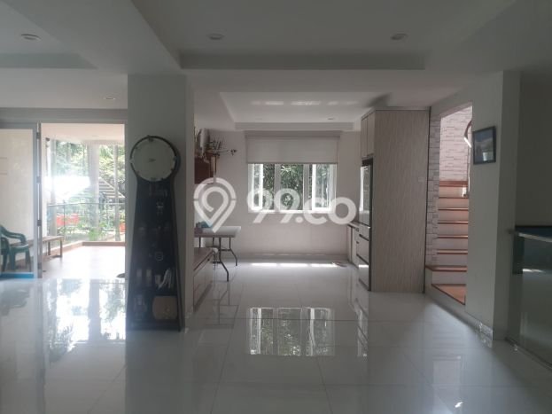 Rumah Luxury Modern Tanpa Renovasi di Pantai Indah Kapuk Jakarta Utara Rumah Luxury Modern Tanpa Renovasi di Pantai Indah Kapuk Jakarta Utara