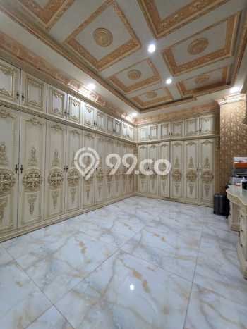 Dijual Rumah Luas Megah Dengan View Cantik di Pluit, Jakarta Utara Dijual Rumah Luas Megah Dengan View Cantik di Pluit, Jakarta Utara